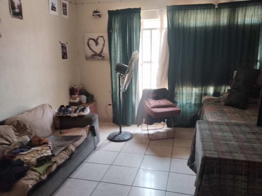 6 Bedroom Property for Sale in Rietfontein A H North West